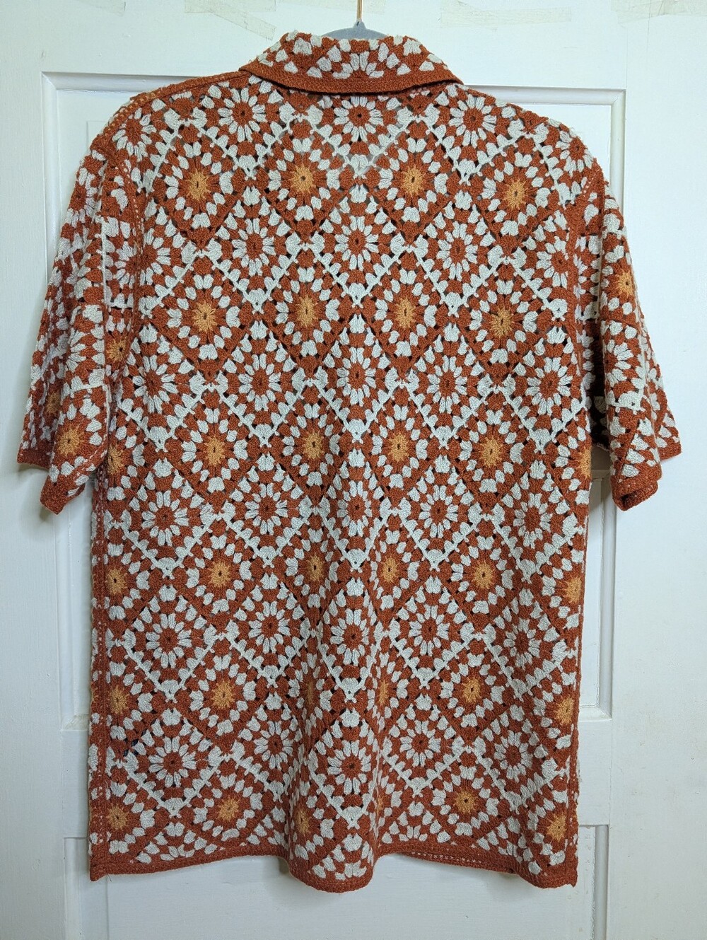 Art of Rhetoric Crochet Granny Square Button Front Shirt Top M Rust Cream - Picture 3 of 6